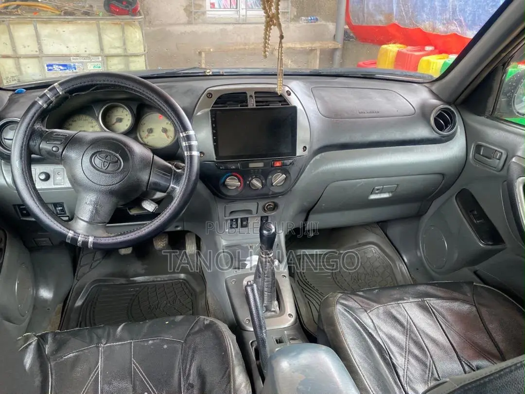 Toyota RAV4 2020 Noir