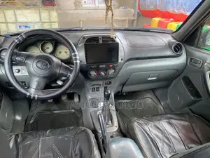 Toyota RAV4 2020 Noir