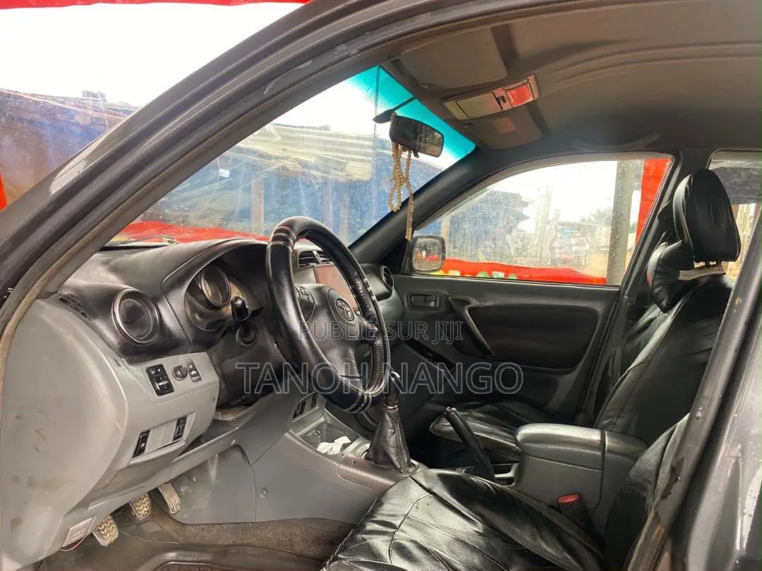 Toyota RAV4 2020 Noir