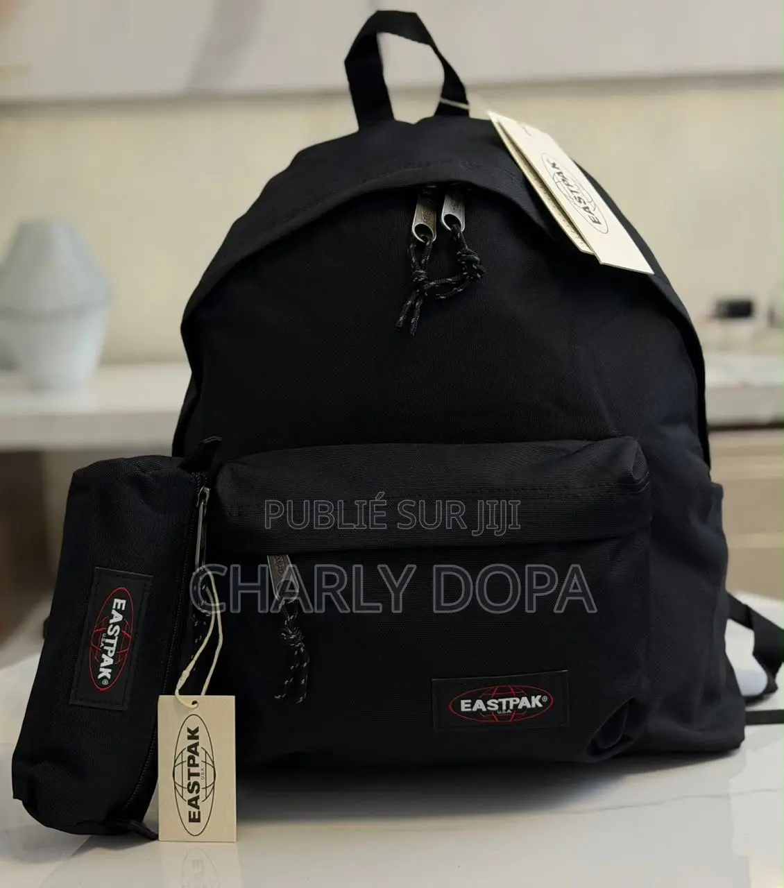 Sac À Dos EASTPAK De Qualite