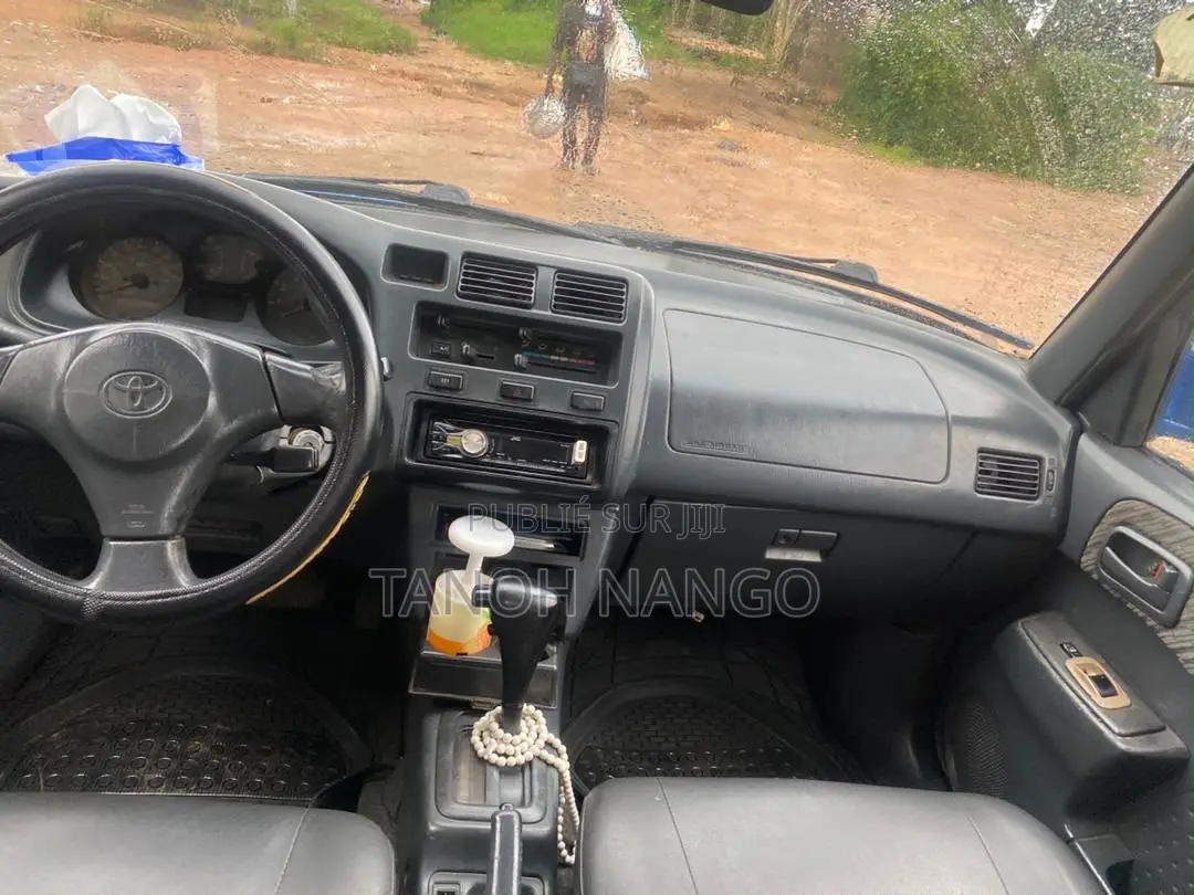 Toyota RAV4 2020 Bleu