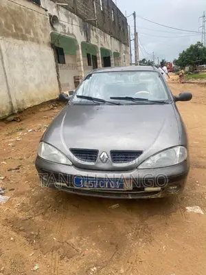 Renault Megane 2019 Gris
