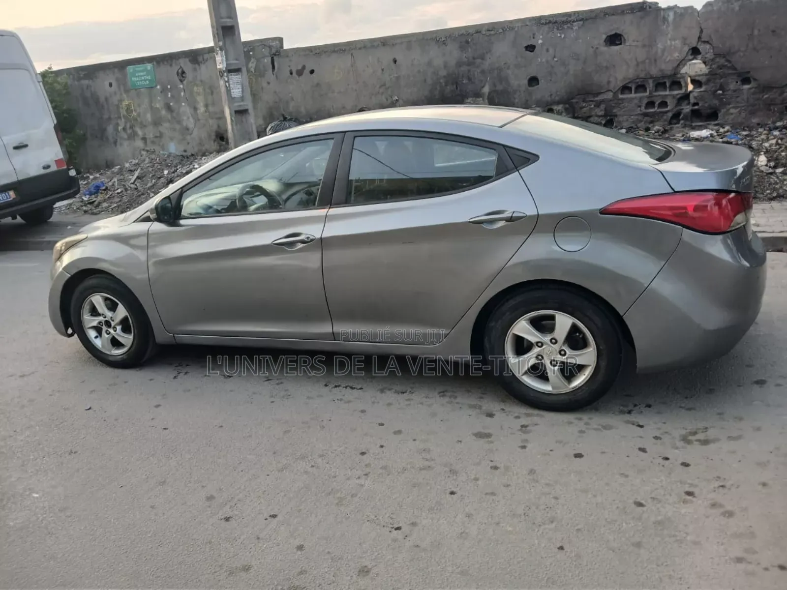 Hyundai Elantra Limited 2012 Gris