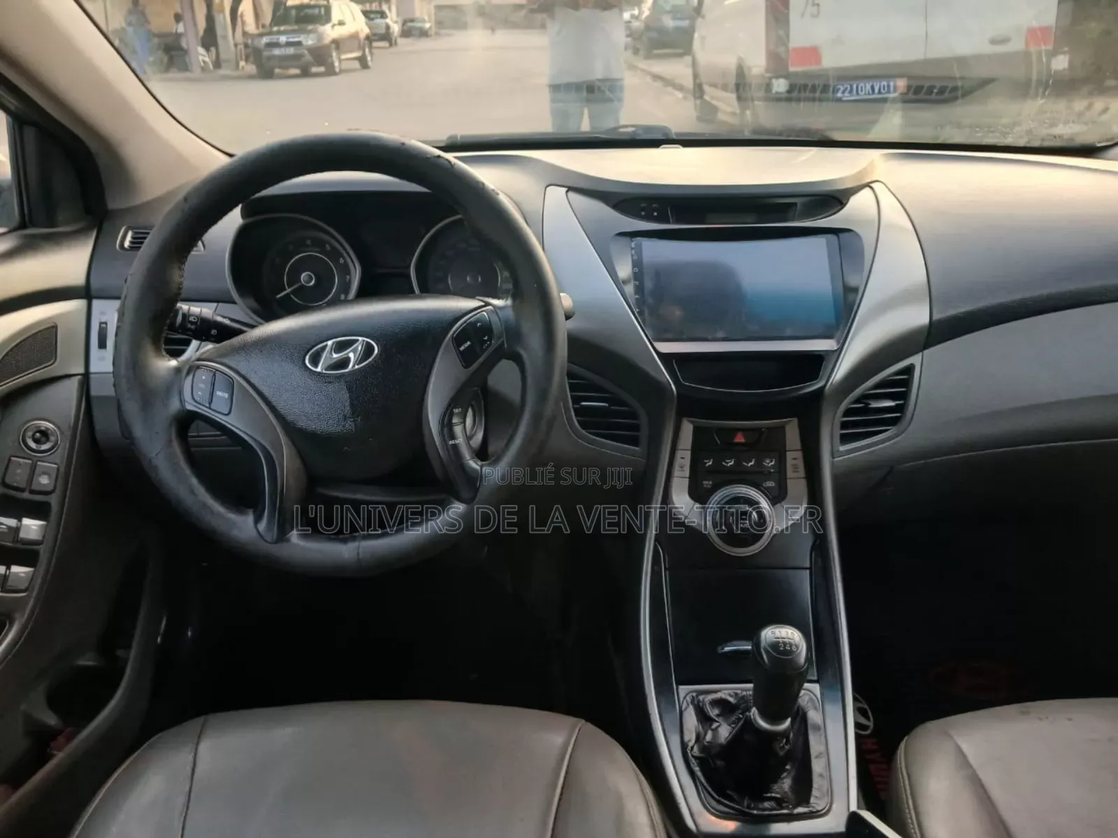 Hyundai Elantra Limited 2012 Gris