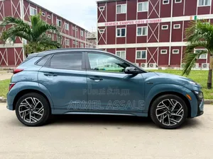 Hyundai Kona 2022 Bleu