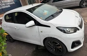 Peugeot 107 2016 Blanc