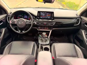 Kia Seltos 2021 Noir