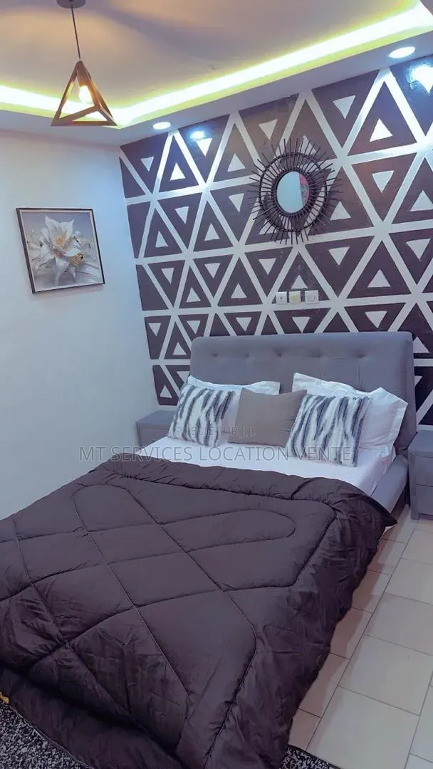 Meublé 1chbre Appartement dans Marcory à Louer