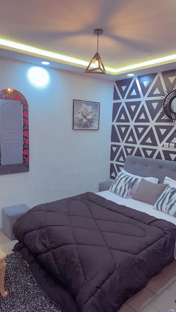 Meublé 1chbre Appartement dans Marcory à Louer