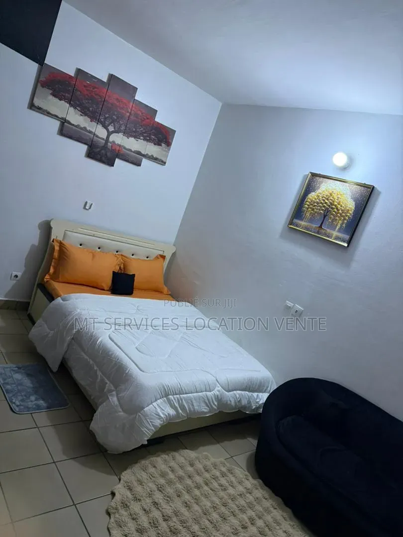 Meublé 1chbre Appartement dans Marcory à Louer