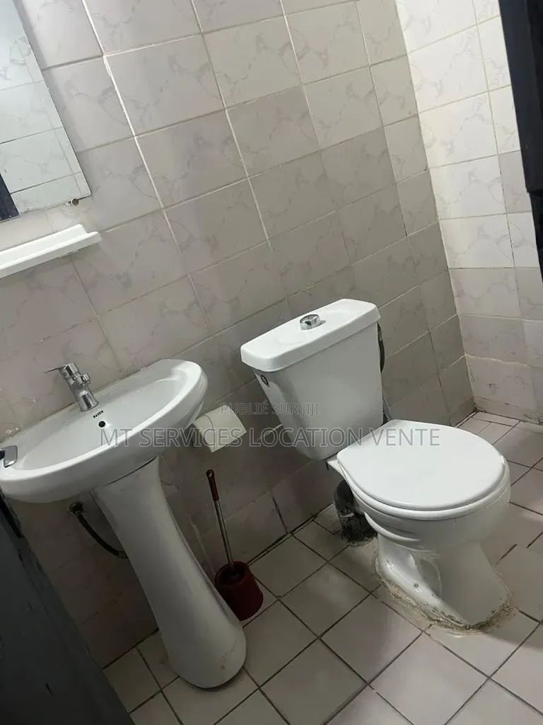 Meublé 1chbre Appartement dans Marcory à Louer