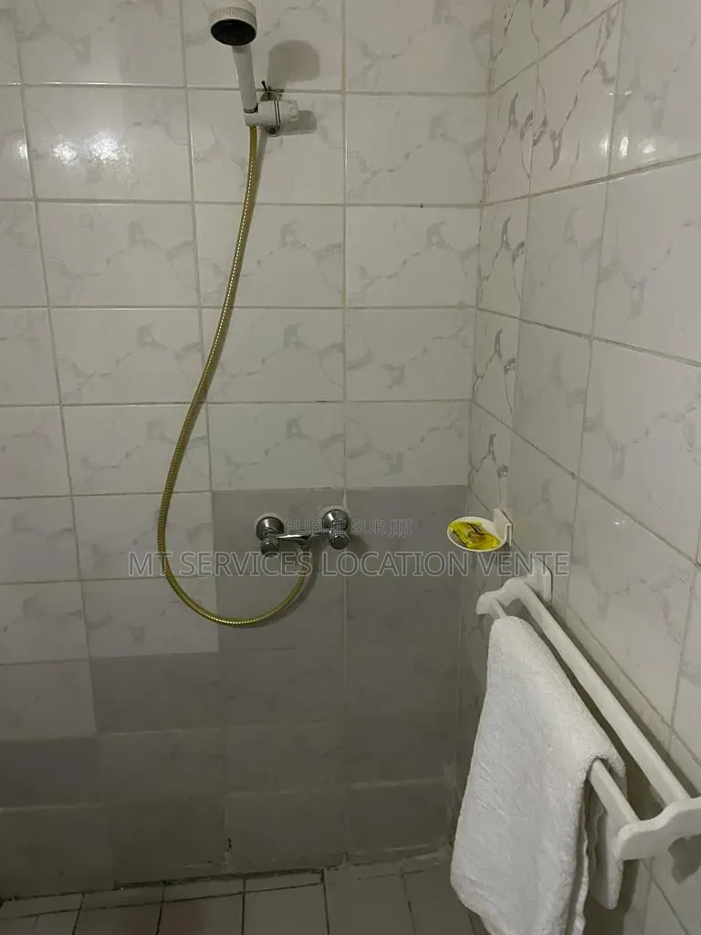 Meublé 1chbre Appartement dans Marcory à Louer