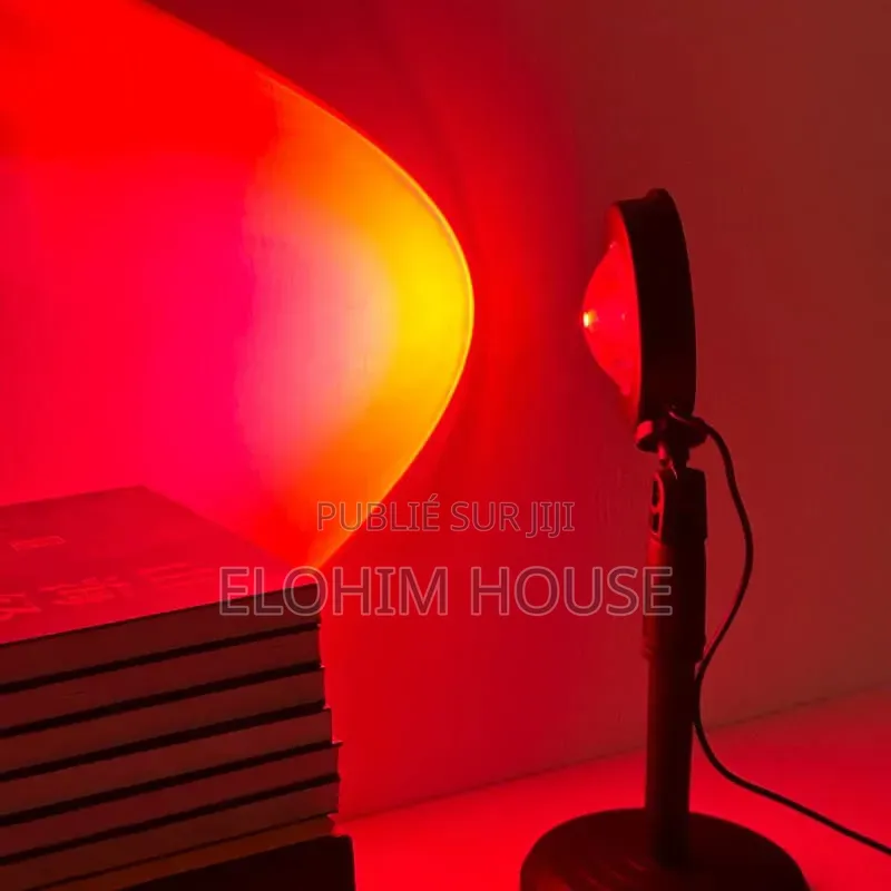 Lampe Sunset RGB – 16 Couleurs Avec Télécommande*
‎
‎
