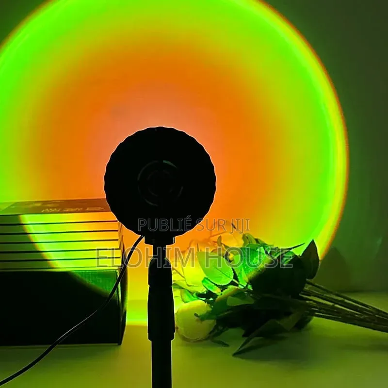 Lampe Sunset RGB – 16 Couleurs Avec Télécommande*
‎
‎