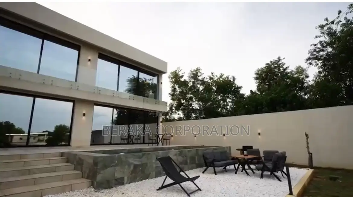 Meublé 5chbre Duplex dans Beraka Corporation, Boulay Island à Vendre