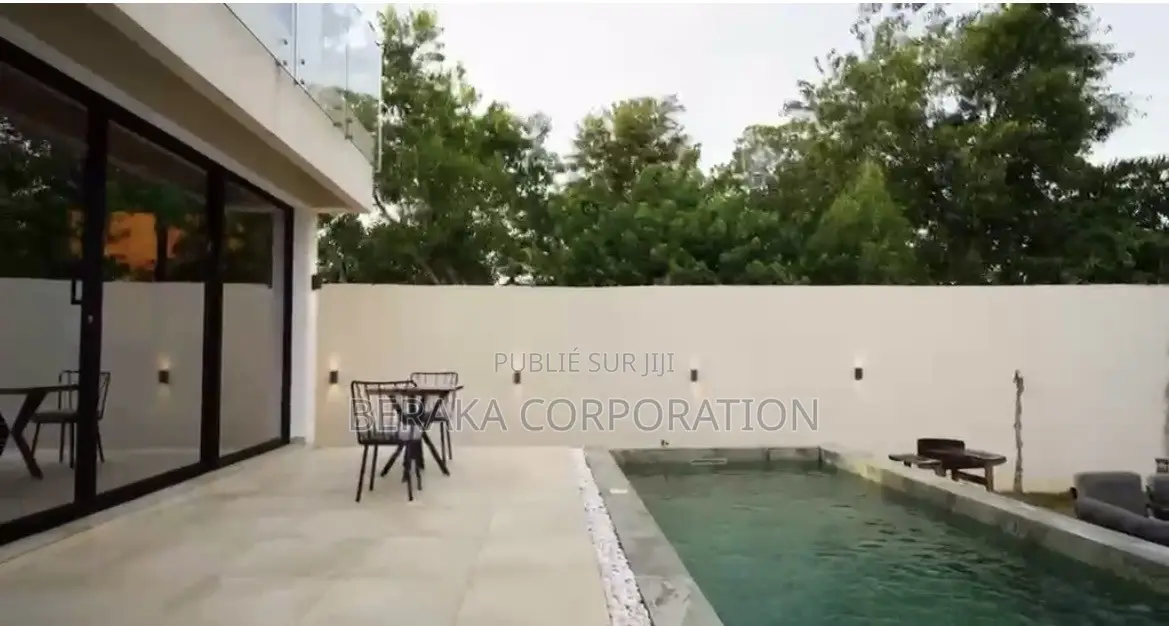 Meublé 5chbre Duplex dans Beraka Corporation, Boulay Island à Vendre