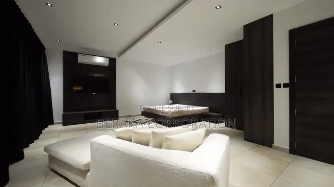 Meublé 5chbre Duplex dans Beraka Corporation, Boulay Island à Vendre