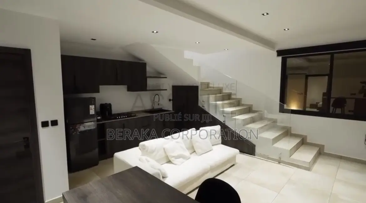 Meublé 5chbre Duplex dans Beraka Corporation, Boulay Island à Vendre