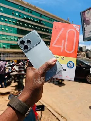 Nouveau Tecno Spark 40 256 GB Gris