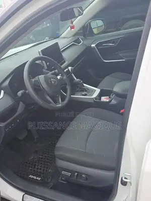 Toyota RAV4 2025 Blanc