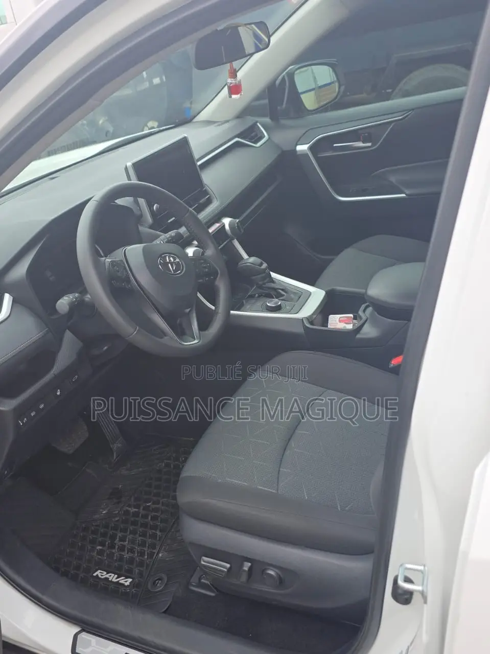 Toyota RAV4 2025 Blanc
