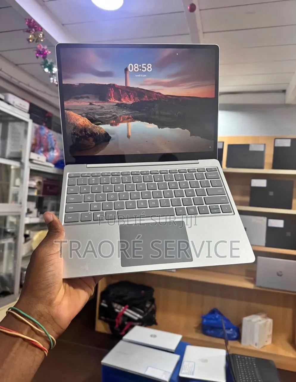 Nouveau Ordinateur de bureau HP 200 G4 32GB Intel Core i9 HDD 512GB