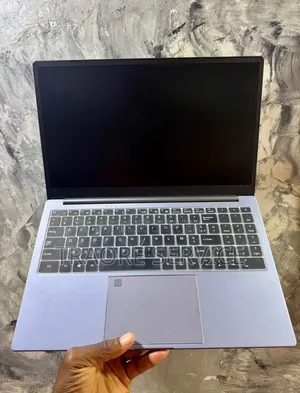 Nouveau HP 290 G4 All-in-One 32GB Intel Core i9 HDD 512GB