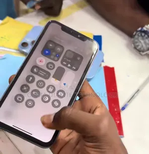 Nouveau Apple iPhone 11 64 GB Blanc