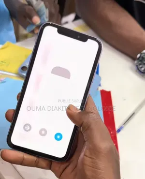 Nouveau Apple iPhone 11 64 GB Blanc