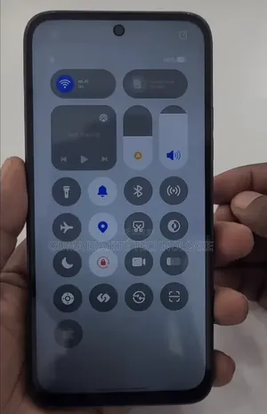 Nouveau Tecno Spark 50 128 GB Blanc