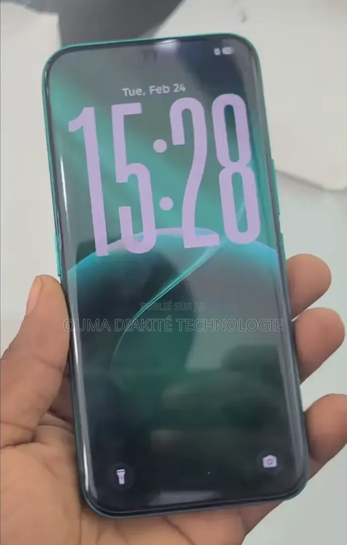 Nouveau Tecno Camon 50 Pro 256 GB Vert