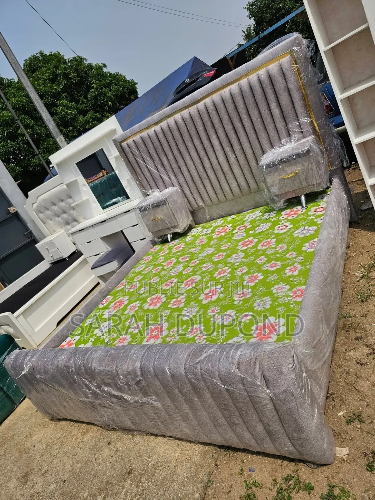 Pour Tout Vos Achats De Meubles Constaté Moi