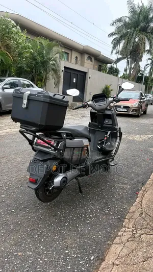 Nouveau Revoo C32 2026 Gris