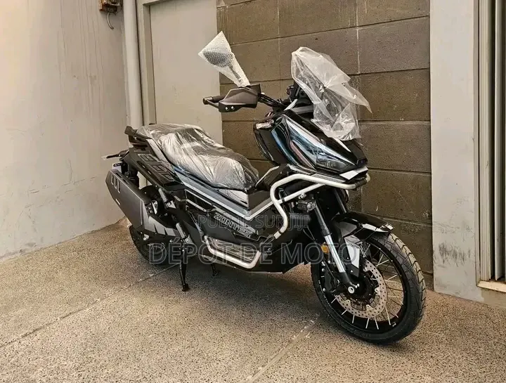 Nouveau Zontes ZT250-R 2026 Blanc