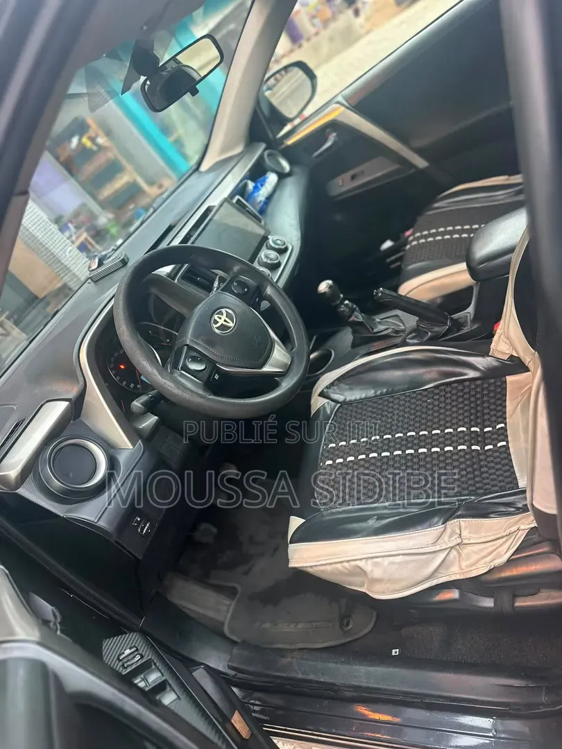 Toyota RAV4 2014 Noir