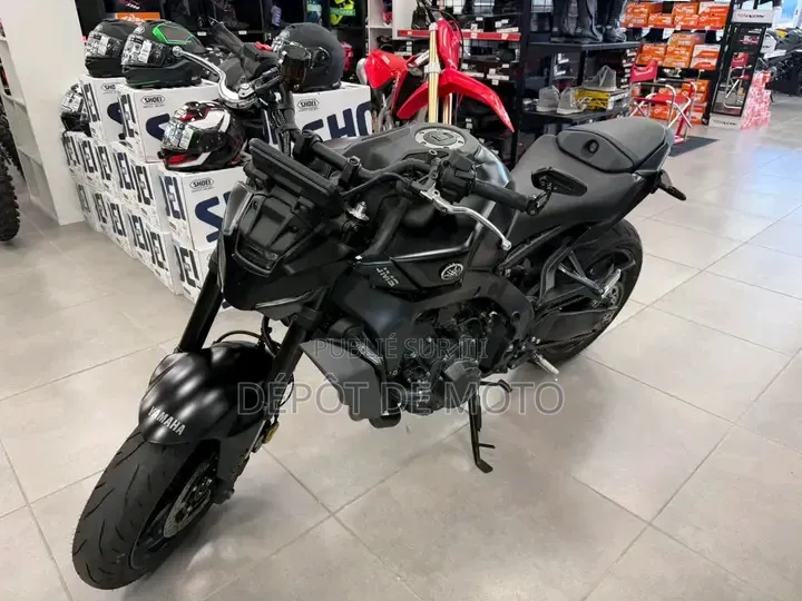 Nouveau Yamaha Autre 2026 Noir