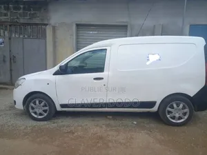 Renault 10 2015 Blanc