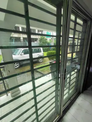 4chbre Villa dans Cocody à Vendre