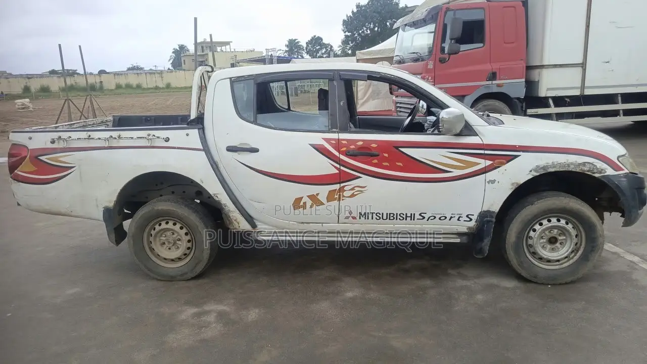 Mitsubishi L200 2013 Blanc