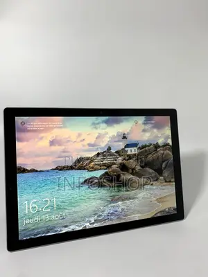 Nouveau Microsoft Surface Pro 5 8GB Intel Core i5 SSD 256GB