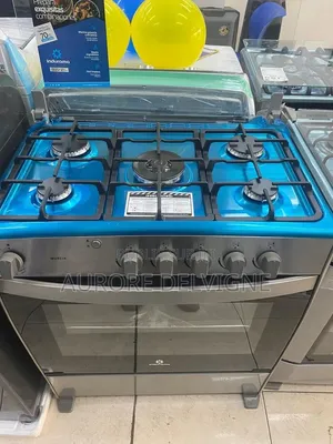 Cuisinière a Four 5 Feux