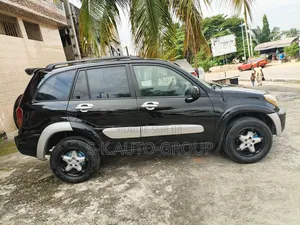 Toyota RAV4 2004 Noir