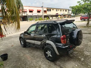 Toyota RAV4 2004 Noir