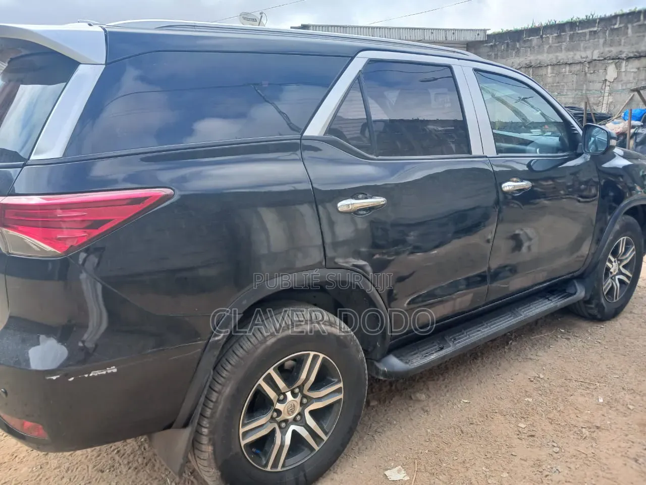 Toyota Fortuner 2020 Noir