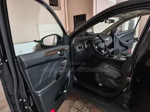 Dongfeng Glory 2024 Noir