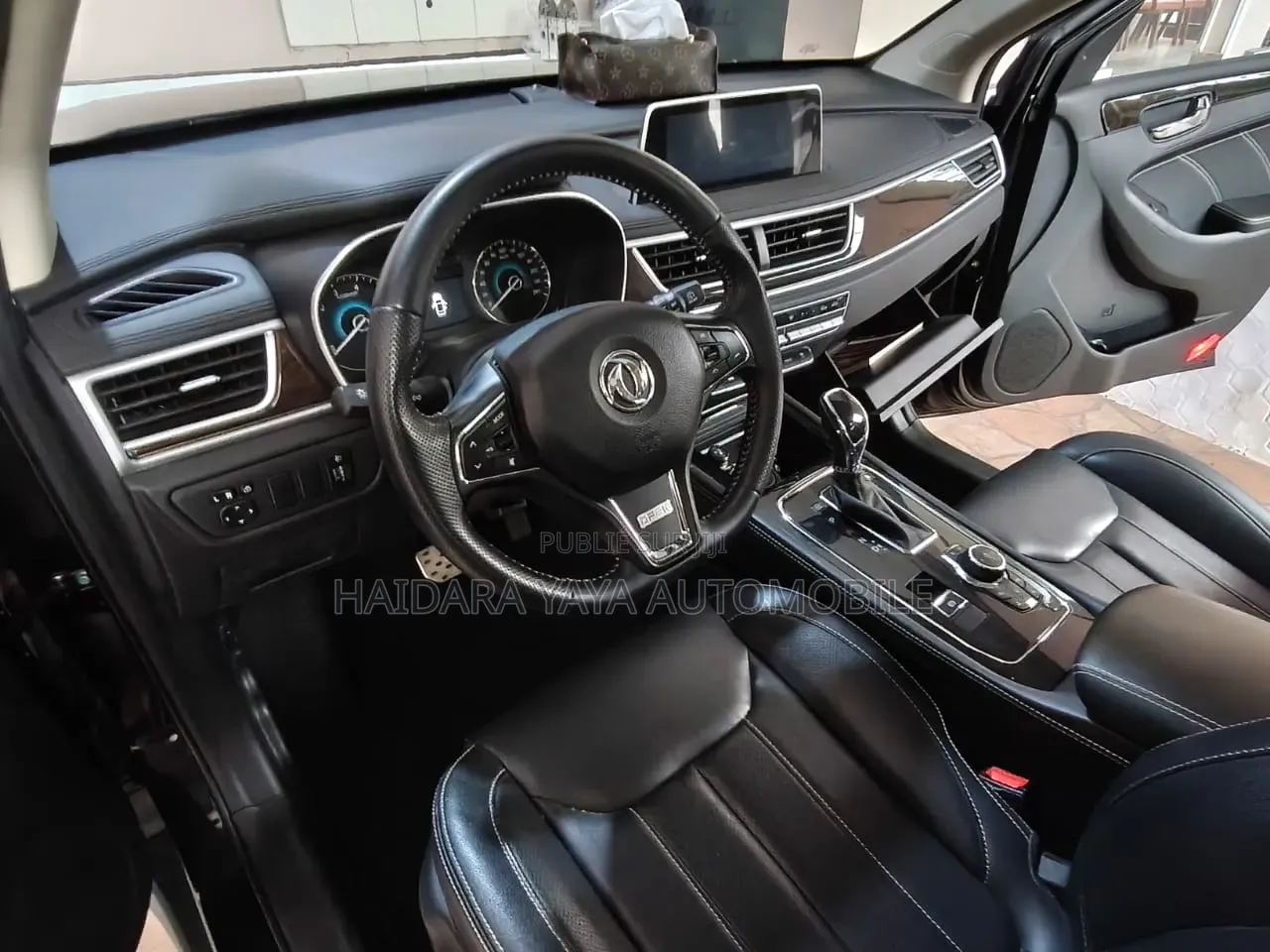 Dongfeng Glory 2024 Noir