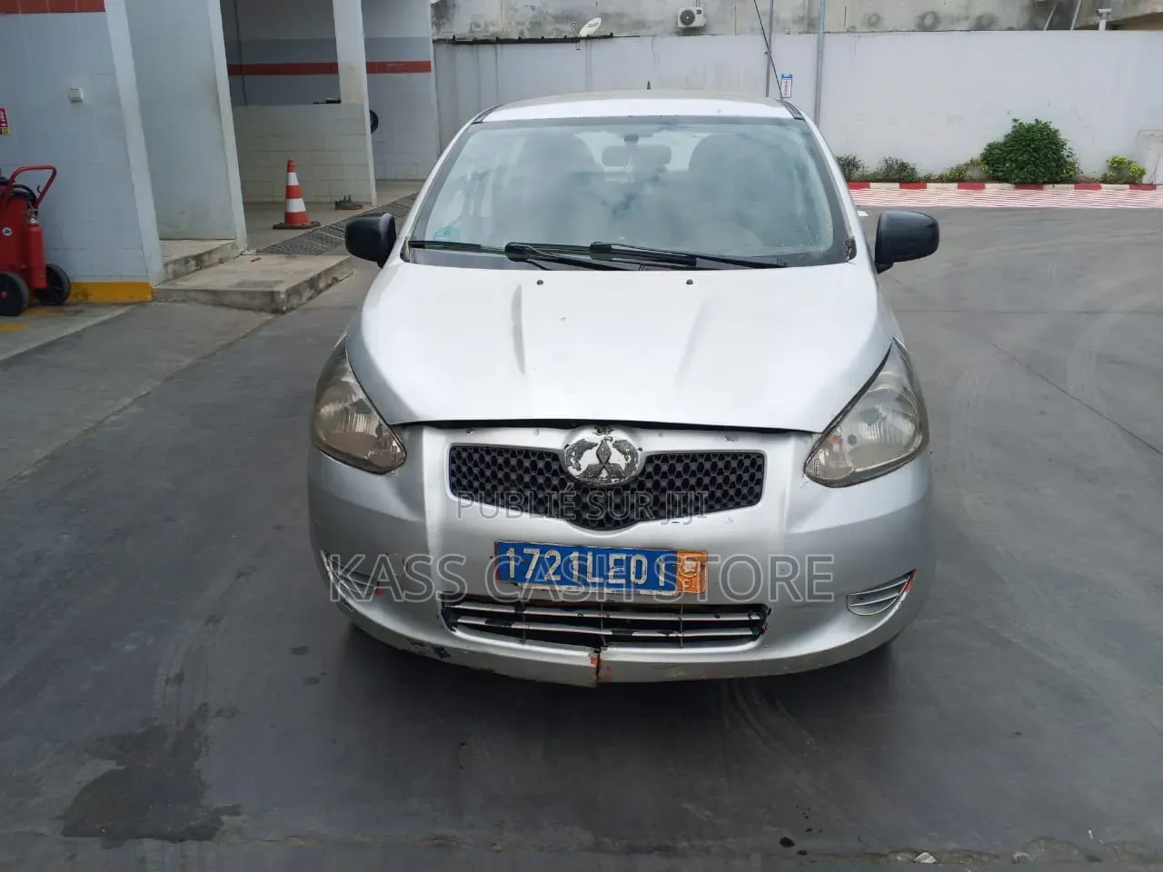 Mitsubishi Spacestar 2017 Gris