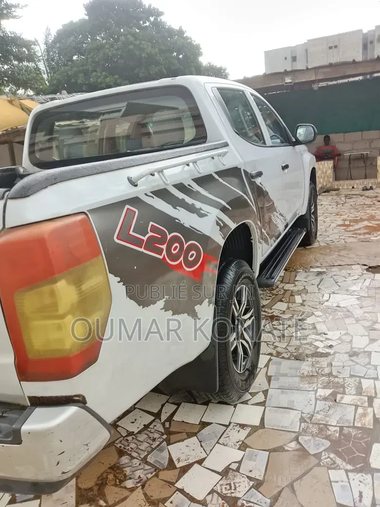 Mitsubishi L200 2020 Blanc