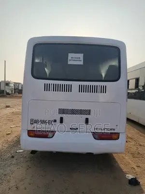 Hyundai Aero 2016 Blanc