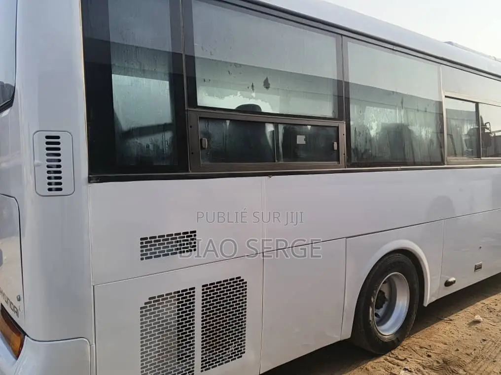 Hyundai Aero 2016 Blanc
